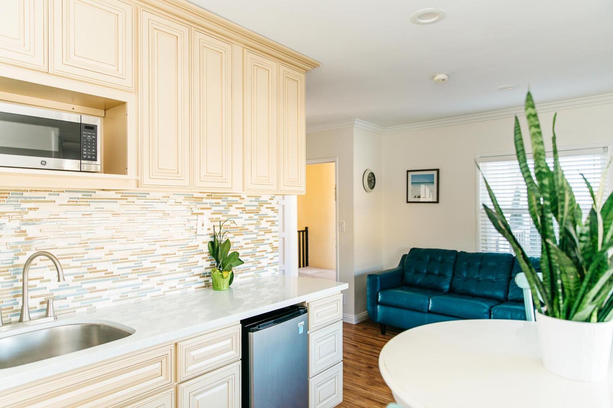 Seaside Laguna & 3* Laguna Beach