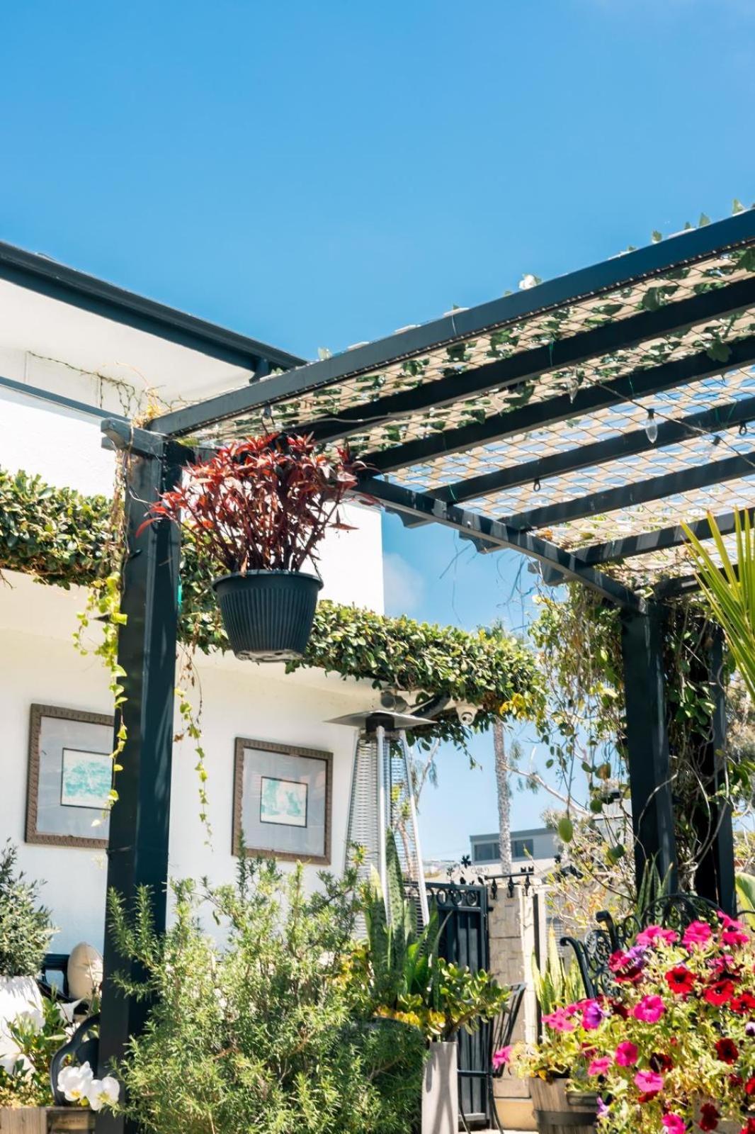 Hotel Seaside Laguna & 3*
