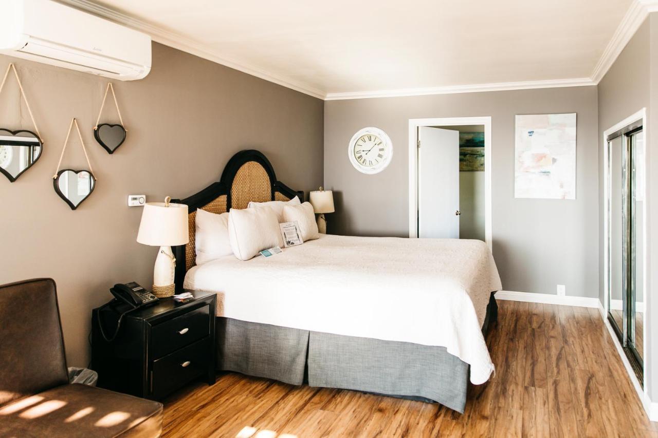 Seaside Laguna & 3*